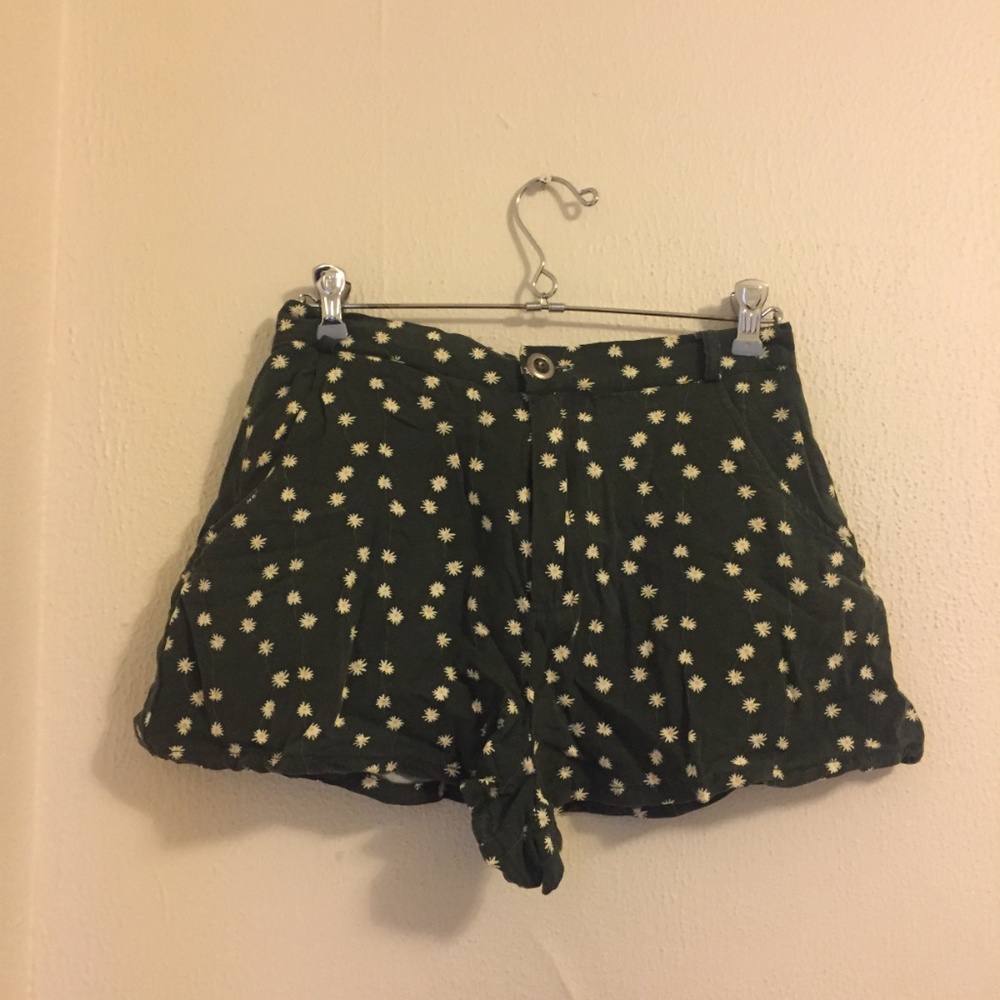 Daisy Shorts
